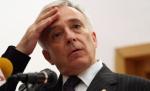 Isărescu, către Boc: Românii au suferit prea mult. Mai bine suferă politicienii