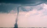 Spectaculos. O tornadă s-a format în mijlocul apei, în apropiere de coastele Australiei