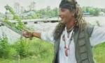 Radu Mazăre pozează în căpitanul Jack Sparrow pentru o revistă