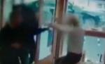Amsterdam. Un bătrân pune pe fugă trei hoţi după o bătaie "pe cinste"