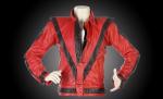 Jacheta purtată de Michael Jackson în "Thriller" s-a vândut cu 1,5 milioane de dolari