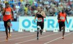 Sportivul cu proteze de carbon în locul picioarelor, Oscar Pistorius, s-a calificat la CM de atletism