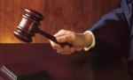 Judecător din Iaşi, deferit justiţiei. Cerea bani de la avocaţi pentru soluţii favorabile
