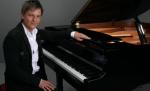 Cel mai rapid pianist din lume va cânta la Bucureşti pe 15 noiembrie