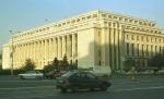 Consolidarea clădirii Guvernului constă în două fântâni arteziene