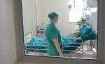 Poliţistul rănit în urmărirea lui Beniamin Ţănţaş, operat pe datorie