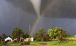 Fotografie spectaculoasă de la o tornadă din Kansas, desemnată de NASA "imaginea zilei"