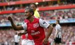 Arsenal obţine un avantaj fragil în faţa lui Udinese, în play-off-ul Ligii Campionilor
