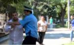 Timişoara. Mai mulţi jurnalişti, agresaţi pe stradă de membrii unei grupări de romi