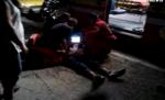 Jurnalism cetăţenesc: Imagini cu bărbatul resuscitat în faţa spitalului din Codlea