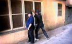 O educatoare din Bucureşti şi iubitul ei, spărgători de case în timpul liber