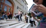 Începe Bacalaureatul de toamnă, aproape 110.000 de candidaţi revin în sălile de examen