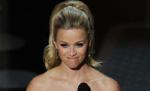Reese Witherspoon, accidentată uşor de o şoferiţă de 84 de ani 