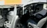 Doi bătrâni au fost spulberaţi de pe trotuar după ce au coborât din microbuz