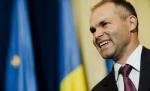 Funeriu are o idee: Vrea ca imnul naţional să fie intonat săptămânal în şcoli