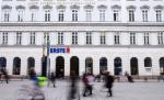Erste Group incheie un acord cu patru SIF-uri privind preluarea unui pachet de 24,12% din BCR. Valoarea tranzactiei: 435 milioane de euro