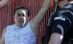 Adi Minune are din nou probleme cu legea. Poliţiştii de la Rutieră l-au prins fără permis