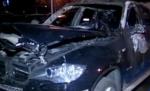 Bucureşti. O maşină de teren s-a făcut scrum pe o stradă din Pantelimon