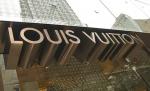Luxul respinge criza: Louis Vuitton anunţă că nu a scăzut cererea pentru produsele sale în Europa sau SUA