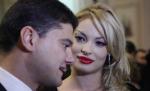 Cristi Boureanu şi Valentina Pelinel, la un pas de divorţ?