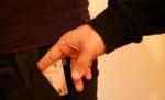 Patronii unor firme din Capitală au dat mită unor bărbaţi care pretind că sunt inspectori Sanepid