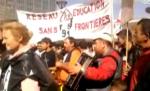 Romii protestează într-o piaţă pariziană pe ritmuri de acordeon: Educaţie fără frontiere şi demnitate