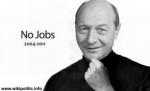 Ce au în comun Steve Jobs şi Traian Băsescu? Vezi o parodie după fotografia fondatorului Apple