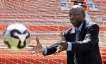 Fostul vicepreşedinte al FIFA ameninţă că va vorbi în curând „ despre rasismul şi sionismul din interiorul forului mondial”