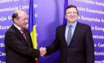 Băsescu: Mă întâlnesc marţi cu Barroso pentru o discuţie despre fondurile europene