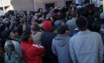 Alte promoţii, alte îmbrânceli. Oamenii au cumpărat mingi, că erau ieftine