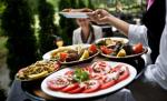 Secretele restaurantelor: Cum sunt traşi pe sfoară vegetarienii şi de ce le place copiilor să mânânce în oraş 