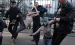 Topless în faţa Papei când rostea o rugăciune: O militantă Femen s-a dezbrăcat la Vatican