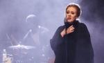 Adele a suferit o intervenţie chirurgicală pe corzile vocale