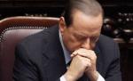 Guvernul Berlusconi a obţinut un vot crucial în Parlament, dar a pierdut majoritatea absolută 