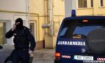 Descinderi în Oraviţa şi Bocşa. Sunt vizate persoane suspectate de trafic cu ţigări şi alcool