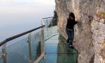 O atracţie turistică de groază. Vezi cea mai nouă distracţie din China