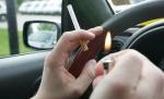 Britanicii vor să interzică fumatul în maşină 