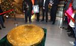 Cea mai mare monedă de ciocolată din lume, 265 kg, trece România în paginile Cărţii Recordurilor