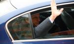 Geoană rămâne cu aghiotant, şofer şi maşină de la SPP, încă un an