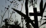 Un argeşean vrea să se mute oficial în cimitir. Află motivul