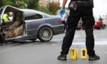 O femeie a murit şi alta este grav rănită după ce au fost lovite pe o trecere de pietoni, în Bucureşti