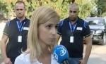 Irina Truică şi-a luat fetele acasă, după ce a aşteptat ore întregi în faţa porţii ferecate de la Snagov