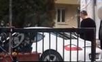 Oana Zăvoranu şi-a sfinţit maşina recuperată de la vrăjitoare. Un preot a avut grijă să alunge spiritele malefice din bolid