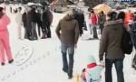 Turiştii care au ales muntele pentru petrecerea de Revelion s-au relaxat în prima zi din 2012 pe pârtie