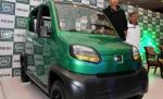 Un producător de ricşe din India a lansat o maşină care ar putea fi cea mai ieftină din lume. Vezi cât ar costa
