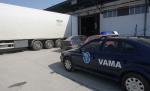 Cozi interminabile la Vama Nădlac. Sute de maşini au aşteptat ore întregi să le vină rândul la control