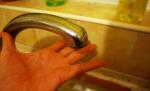 Pericol de hepatită în Reşiţa. Zece şcoli din oraş au rămas fără apă