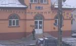 Protestatarul solitar din Baia de Arieş: "Nu sper prea multe, dar există un Dumnezeu!"