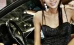 Vezi ce s-a putut admira la Salonul Auto. Şi nu este vorba de maşini. Merită să te uiţi de două ori