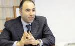 Problemele unui milionar: Unde sa investesti in 2012? Libanezul Jihad Jabra paria in 2001 pe businessul cu ciocolata banii incasati din vanzarea celui cu cafea. Cu cash-ul din afacerea cu Kandia se uita la agricultura si industrie
